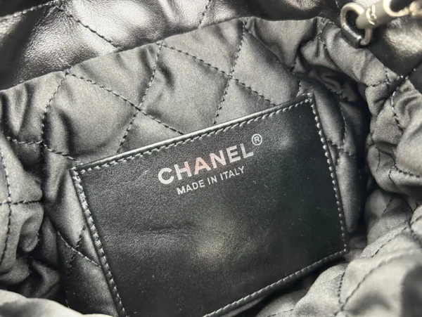 Chanel 23s Mini 7