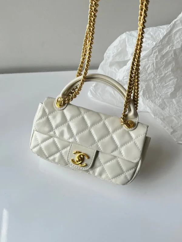 Chanel Vanity Case Handbag 4