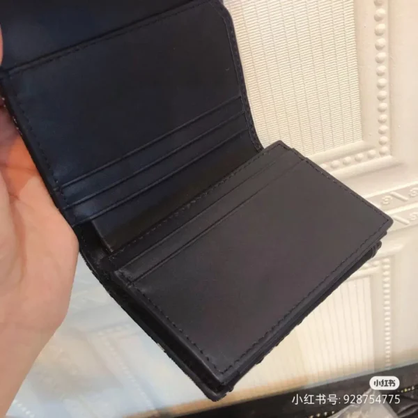 Dior Plain Leather Logo Folding Wallets 5