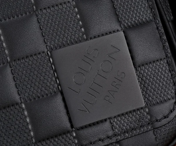 Louis Vuitton Black Damier Infini District 5