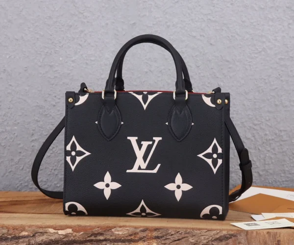 OnTheGo Small Tote Bag Louis Vuitton 5