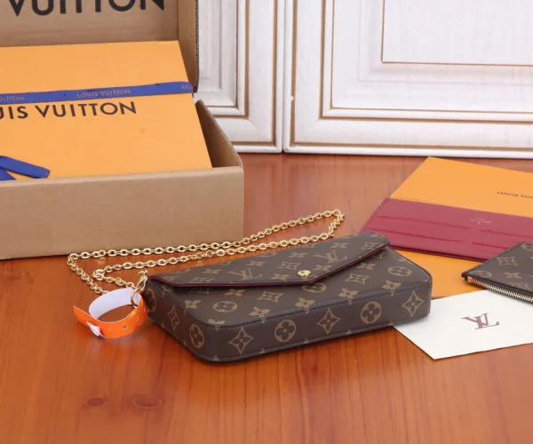 Pochette Félicie Louis Vuitton 8