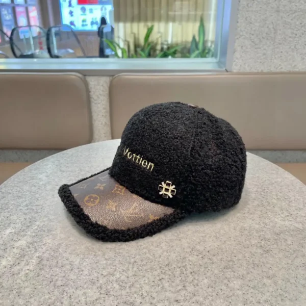 LV Caps New Arrival